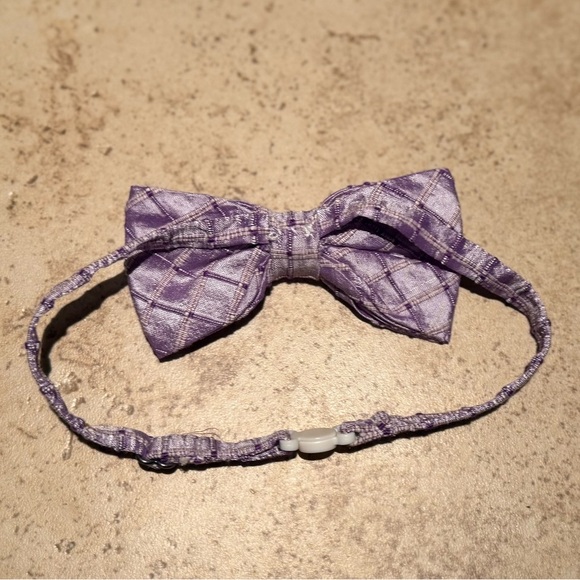 Youth Plaid Pre-tied Bow Tie - Picture 3 of 7